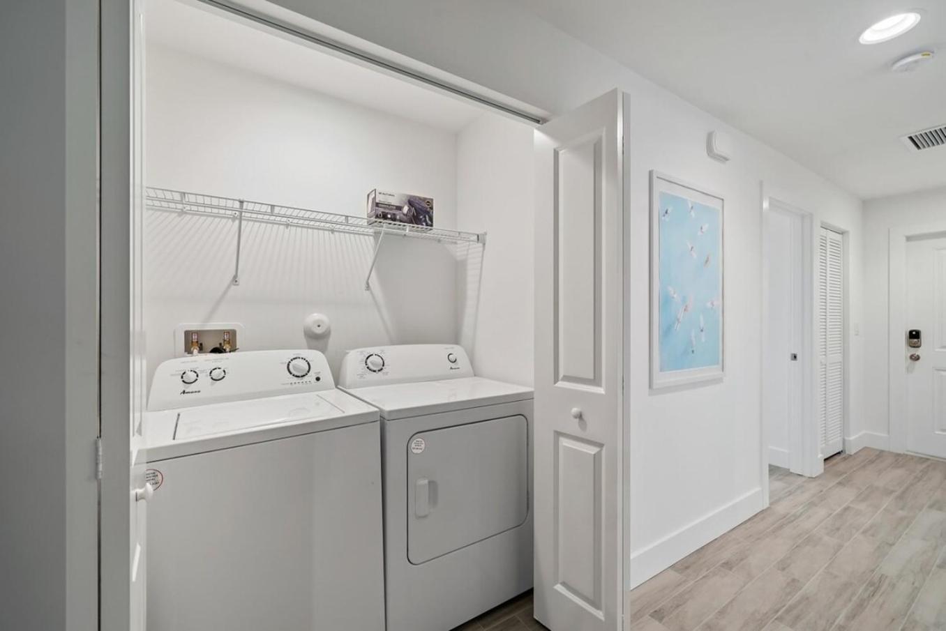 New! Few Minutes To Downtown, 10 To The Beach! Γουεστ Παλμ Μπιτς Εξωτερικό φωτογραφία