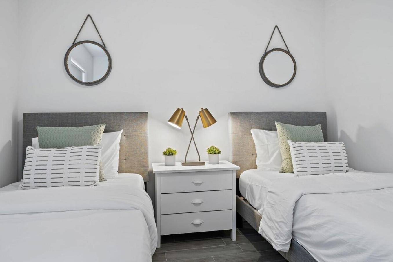 New! Few Minutes To Downtown, 10 To The Beach! Γουεστ Παλμ Μπιτς Εξωτερικό φωτογραφία