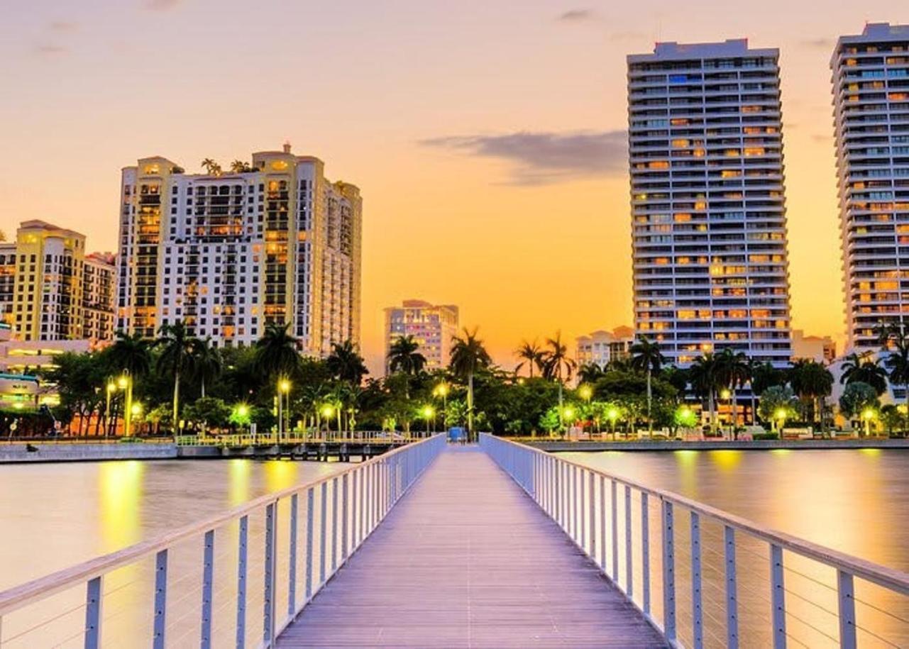 New! Few Minutes To Downtown, 10 To The Beach! Γουεστ Παλμ Μπιτς Εξωτερικό φωτογραφία