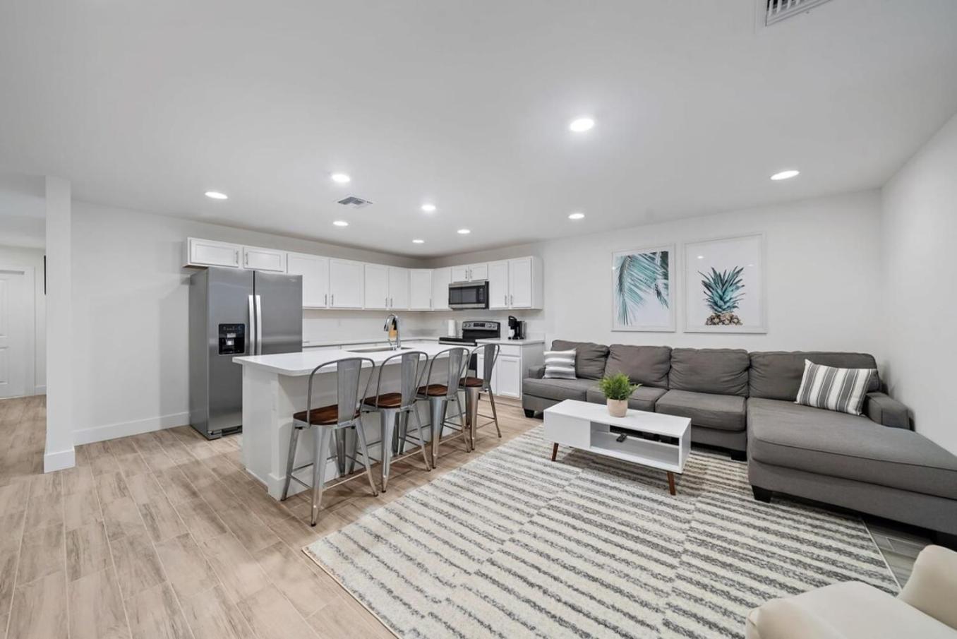 New! Few Minutes To Downtown, 10 To The Beach! Γουεστ Παλμ Μπιτς Εξωτερικό φωτογραφία
